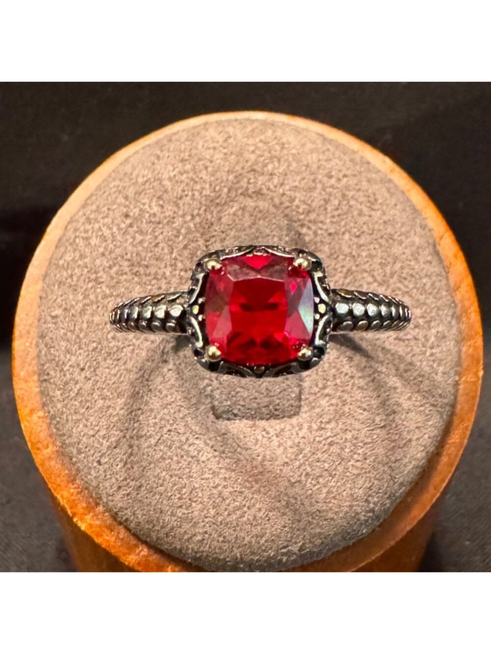 Solid Sterling Silver 925 Red Cubic Zirconia Prong Set Ring Size 11